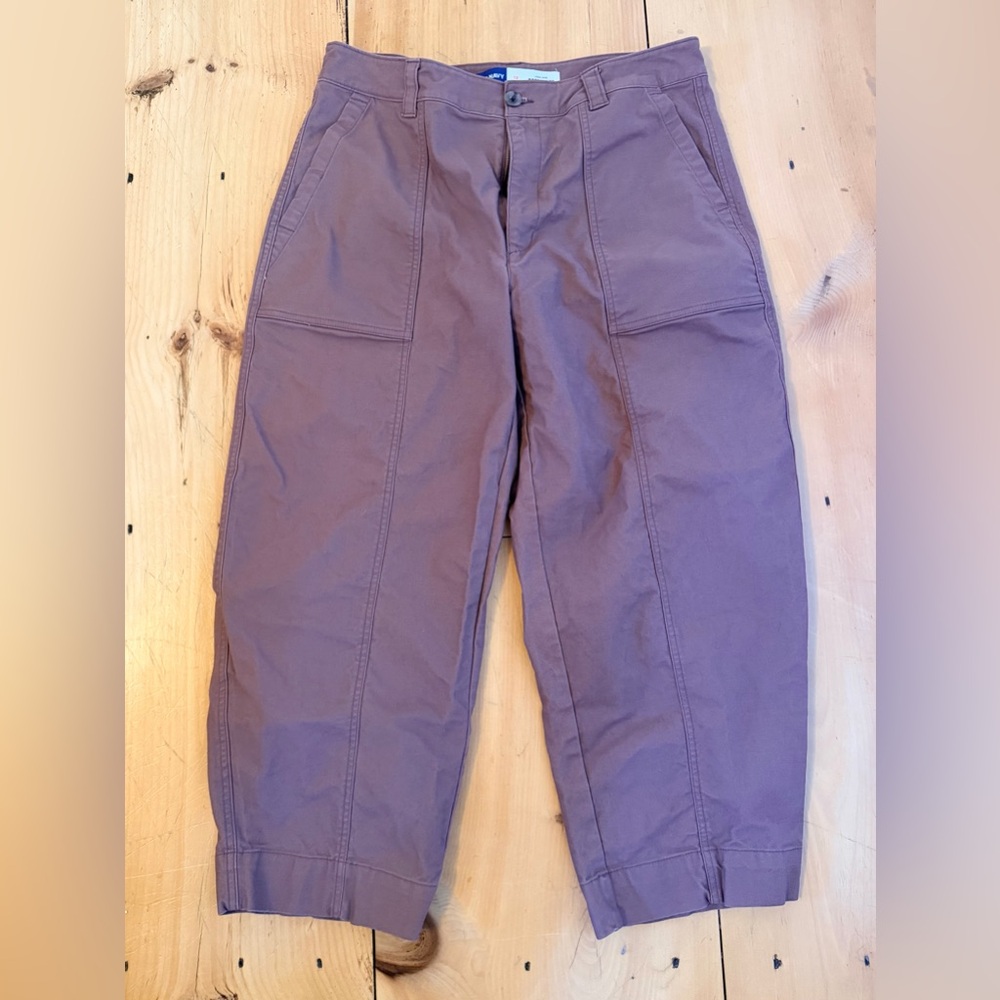 Old Navy Women’s Cargo Pants in Mauve